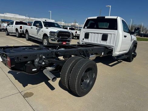 New 2026 RAM 5500 Tradesman AWD/4WD image 7