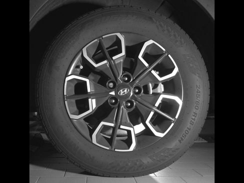 Used 2024 Hyundai Santa Cruz SEL w/ Activity Package FWD image 24