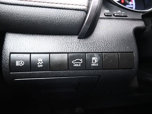 Used 2019 Toyota Camry LE image 24