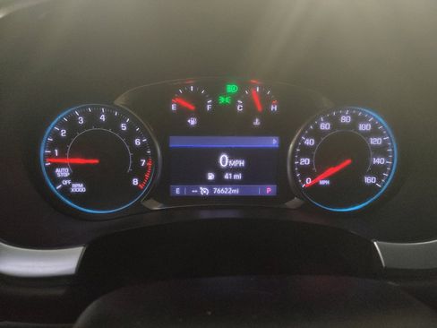 Used 2021 Chevrolet Traverse LT AWD/4WD image 23