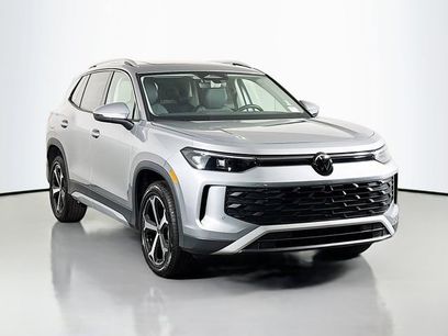 New 2025 Volkswagen Tiguan SE