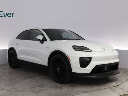 Used 2024 Porsche Macan 4 Electric AWD/4WD image 13
