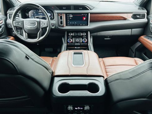 Used 2024 GMC Yukon Denali Ultimate image 33