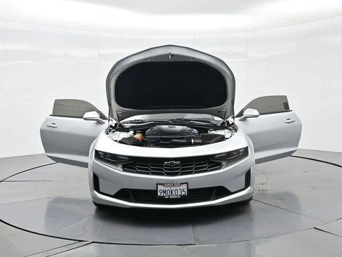 Used 2019 Chevrolet Camaro LT image 32