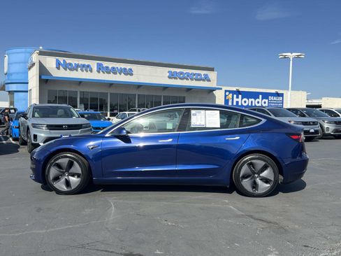 Used 2019 Tesla Model 3 Long Range image 2