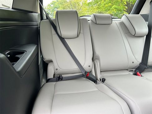 New 2026 Honda Odyssey Touring image 22