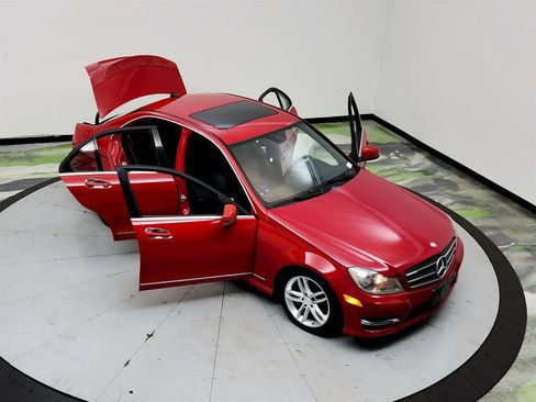 Used 2014 Mercedes-Benz C 300 4MATIC Sedan w/ Premium 1 Package image 36