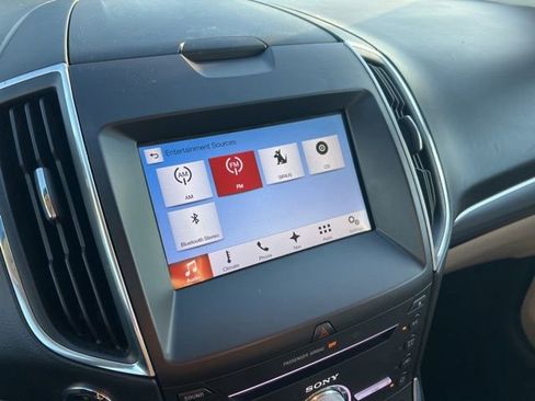 Used 2018 Ford Edge Titanium w/ Equipment Group 301A image 15