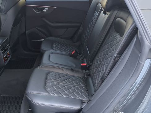 Used 2021 Audi SQ8 Prestige image 20