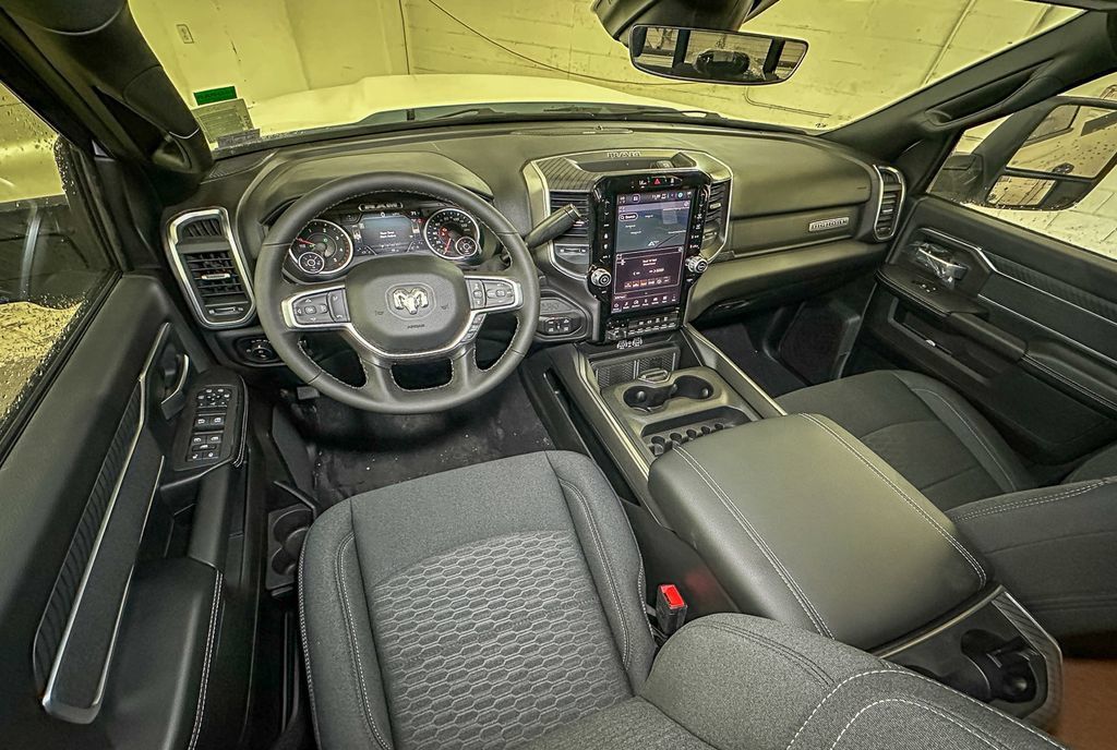 New 2026 RAM 2500 Big Horn AWD/4WD image 9