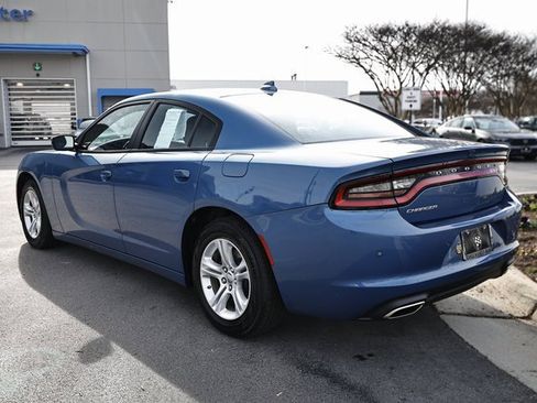 Used 2023 Dodge Charger SXT image 3