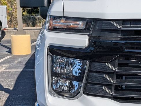 New 2026 Chevrolet Silverado 2500 W/T w/ WT Convenience Package RWD image 12