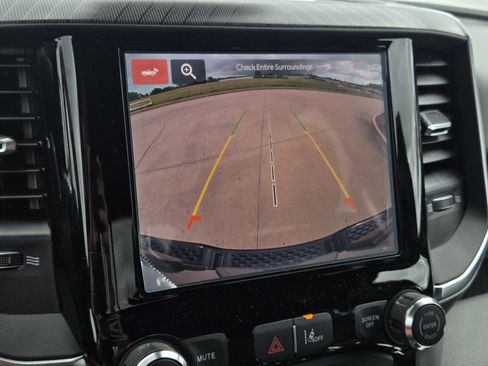 New 2026 RAM 1500 Express AWD/4WD image 12