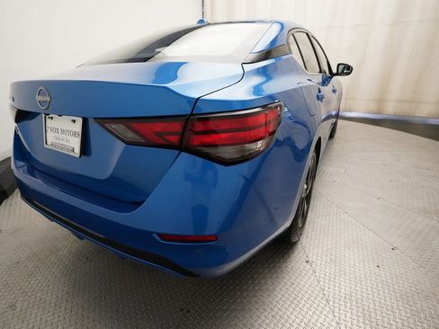 Used 2025 Nissan Sentra SV FWD image 13