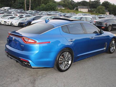 Used 2019 Kia Stinger Premium image 8