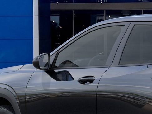 New 2026 Chevrolet Trax RS w/ Driver Confidence Package FWD image 12