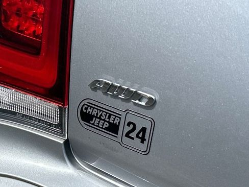 Used 2016 Chrysler 300 S AWD/4WD image 15