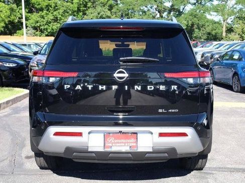 Certified 2025 Nissan Pathfinder SL w/ Cargo Package AWD/4WD image 6