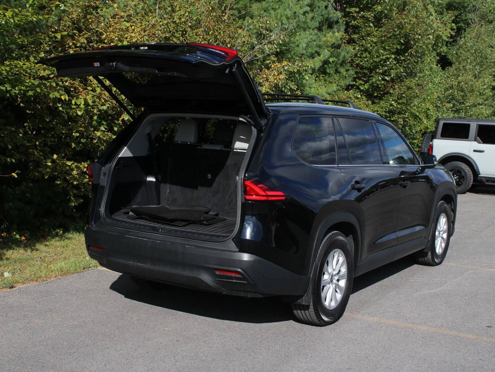 Used 2024 Toyota Grand Highlander AWD Hybrid image 7