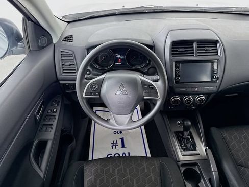 Used 2025 Mitsubishi Outlander Sport AWD image 21