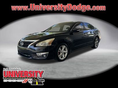 Used 2014 Nissan Altima 2.5 SV w/ Convenience Package