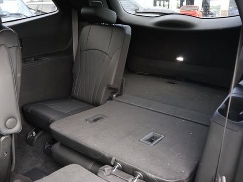 Used 2024 Buick Enclave Avenir w/ Avenir Technology Package AWD/4WD image 12