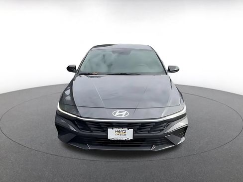 Used 2026 Hyundai Elantra Sport FWD image 4