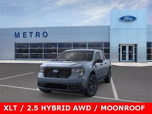 New 2025 Ford Maverick XLT w/ Equipment Group 301A image 3