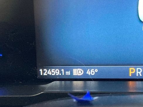 Used 2025 Ford Maverick XL w/ Equipment Group 102A image 17