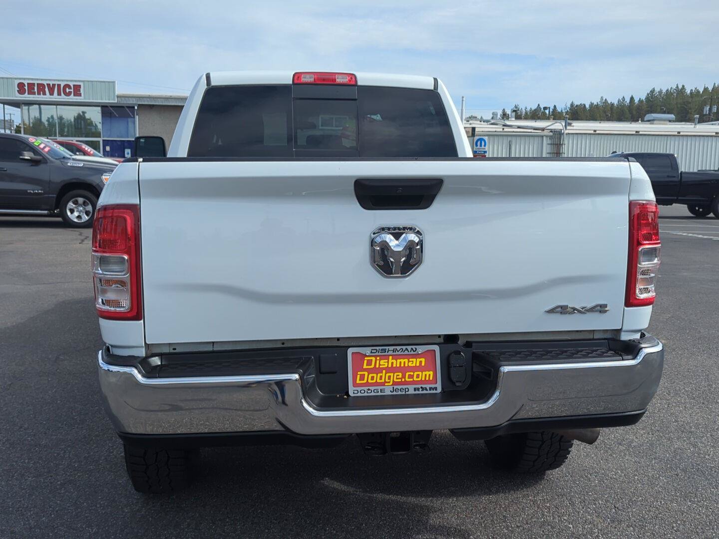 Used 2024 RAM 2500 Tradesman w/ Chrome Appearance Group AWD/4WD image 5