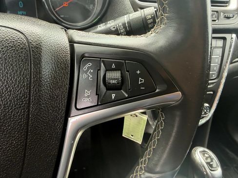Used 2016 Buick Encore FWD image 18