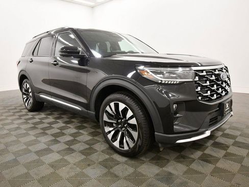 Used 2025 Ford Explorer Platinum w/ LUX Leather Package image 10