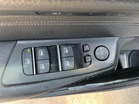 Used 2017 BMW 540i xDrive AWD/4WD image 26