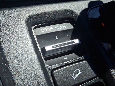 Used 2025 Honda CR-V Sport Touring image 21
