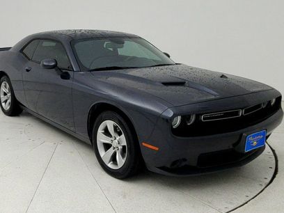 Used 2019 Dodge Challenger SXT
