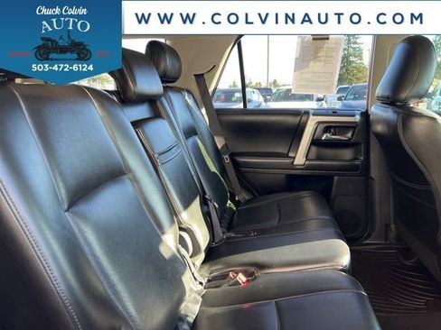 Used 2015 Toyota 4Runner SR5 image 27