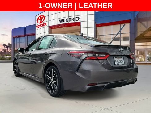 Used 2024 Toyota Camry SE FWD image 5