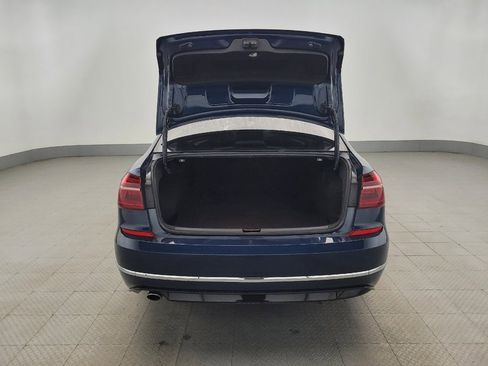 Used 2018 Volkswagen Passat 2.0T R-Line image 29
