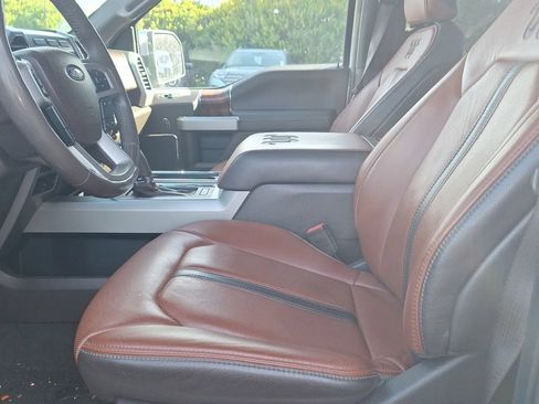 Used 2018 Ford F150 King Ranch w/ Equipment Group 601A Luxury AWD/4WD image 13