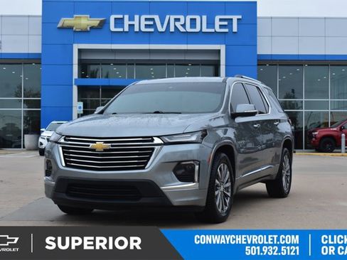 Used 2023 Chevrolet Traverse Premier image 1