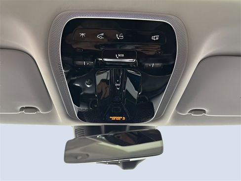 Used 2025 Mercedes-Benz C 300 4MATIC Sedan image 25