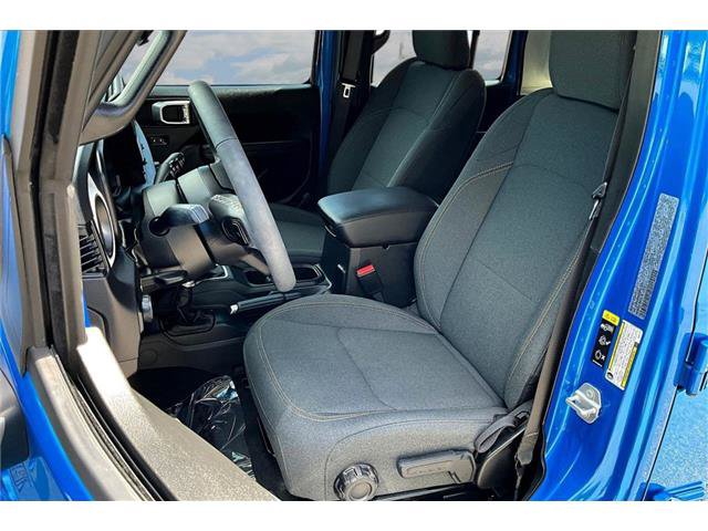 Used 2025 Jeep Wrangler Unlimited Sport AWD/4WD image 23