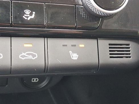 Certified 2023 Hyundai Elantra SEL w/ Convenience Package FWD image 11