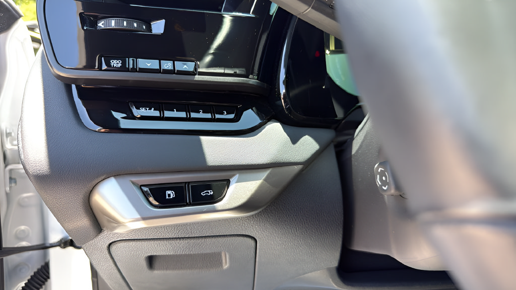 Used 2024 Lexus RX 350 w/ Convenience Package AWD/4WD image 17