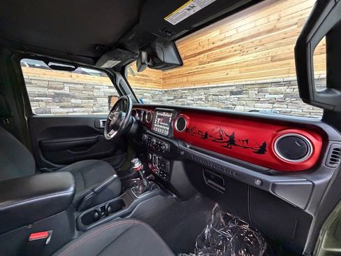Used 2021 Jeep Wrangler Unlimited Rubicon w/ Dual Top Group image 13