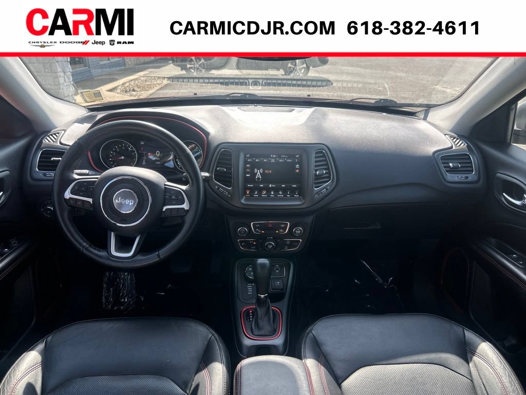 Used 2018 Jeep Compass Trailhawk w/ Leather Interior Group AWD/4WD image 35