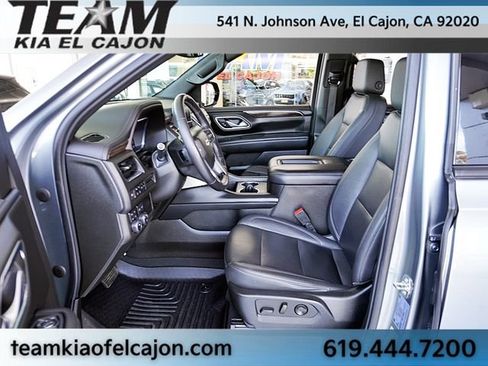 Used 2022 Chevrolet Suburban Z71 AWD/4WD image 16