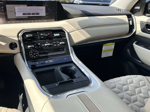 New 2026 Nissan Armada Platinum w/ Convenience Package AWD/4WD image 27