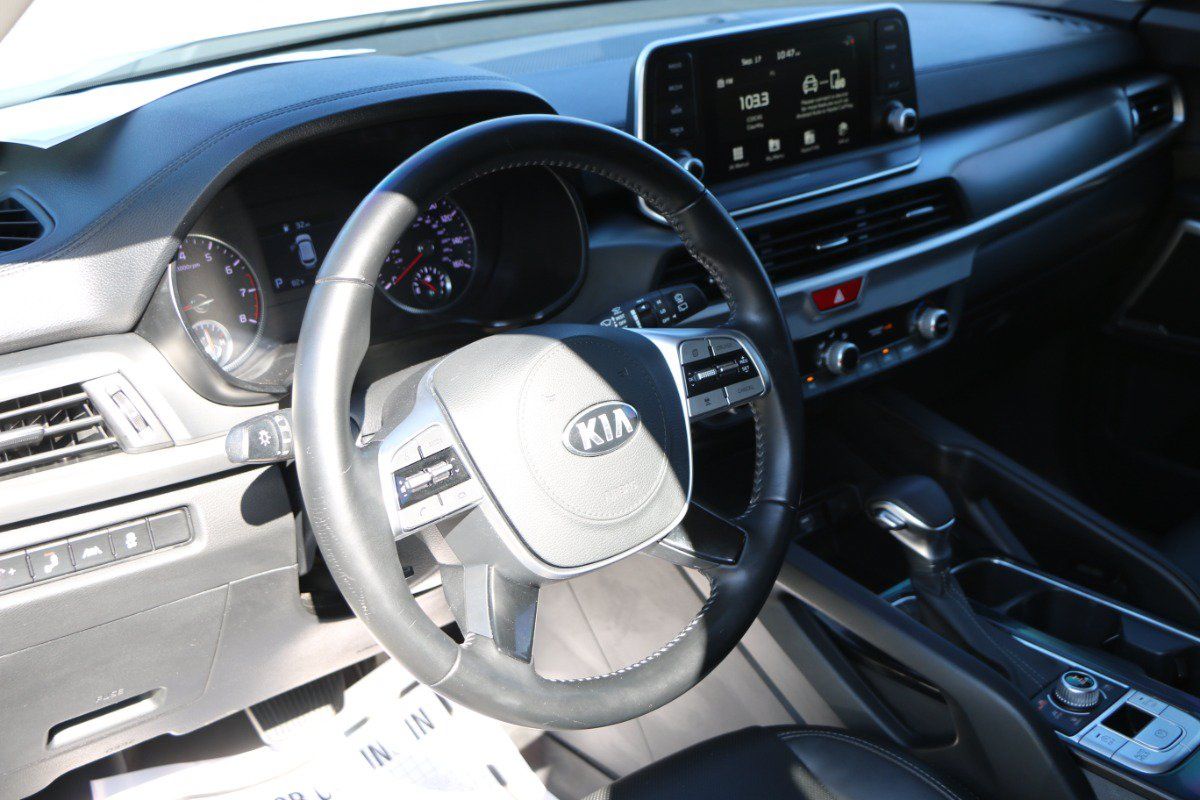 Used 2022 Kia Telluride SX w/ Nightfall Edition Package AWD/4WD image 17