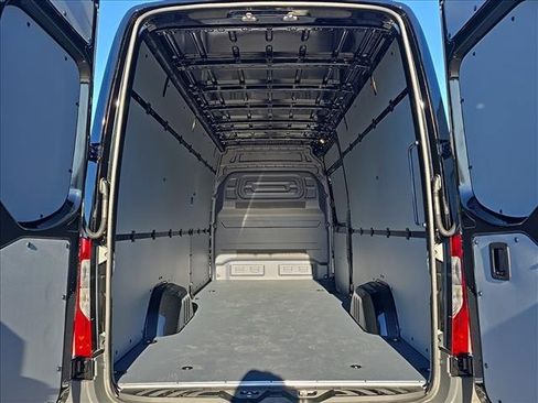 New 2026 Mercedes-Benz Sprinter 2500 image 9